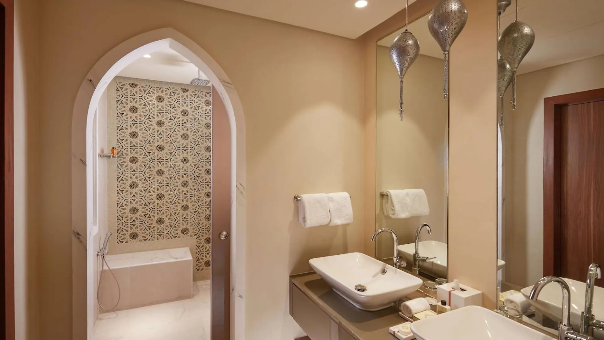 Tilal Jabal Al Kabah Hotel Mecca Saudi Arabia