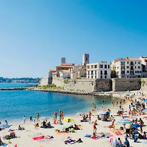 https://appt-moderne-viel-antibes-3-piec.fr-provencehotel.com